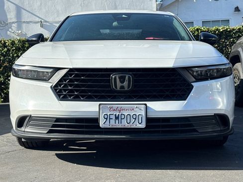 Used 2023 Honda Accord Sport image 3