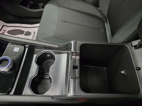New 2025 Jeep Grand Cherokee Laredo w/ Luxury Tech Group I RWD image 24