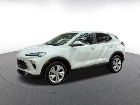 Used 2025 Buick Encore GX Preferred FWD image 8