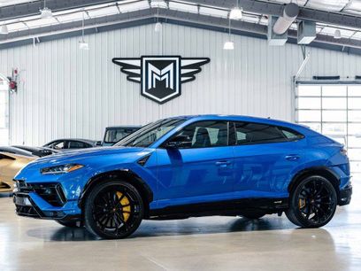 Used 2023 Lamborghini Urus S