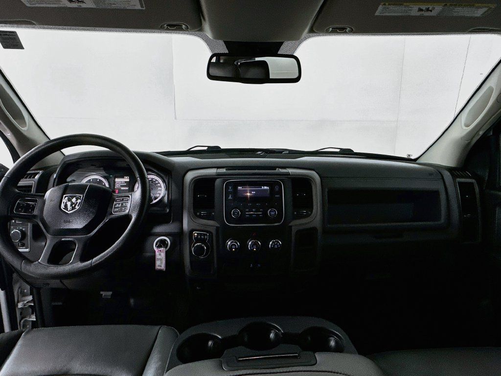 Used 2019 RAM 1500 Tradesman RWD image 3