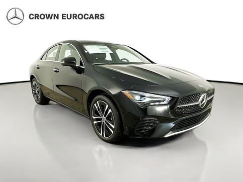 Used 2025 Mercedes-Benz CLA 250 4MATIC image 3