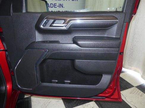 Used 2024 Chevrolet Silverado 1500 LT image 28