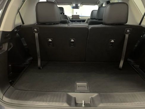 Certified 2025 Honda Pilot EX-L image 24