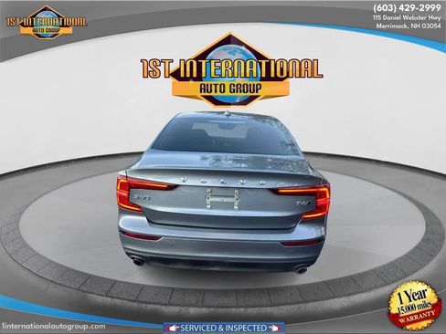 Used 2019 Volvo S60 T6 Momentum w/ Premium Package image 7