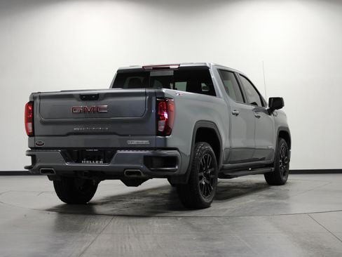 Used 2025 GMC Sierra 1500 Elevation w/ Elevation Premium Package image 4