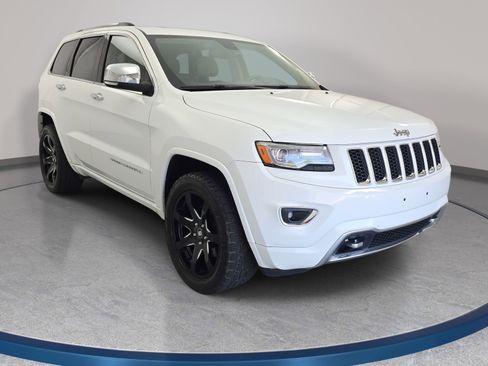 Used 2014 Jeep Grand Cherokee Overland AWD/4WD image 3