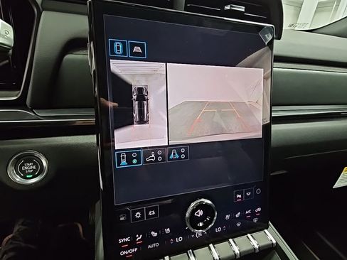 New 2026 GMC Terrain AT4 w/ Convenience Package III image 18