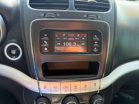 Used 2020 Dodge Journey SE FWD image 27