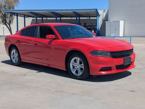 Used 2022 Dodge Charger SXT RWD image 6