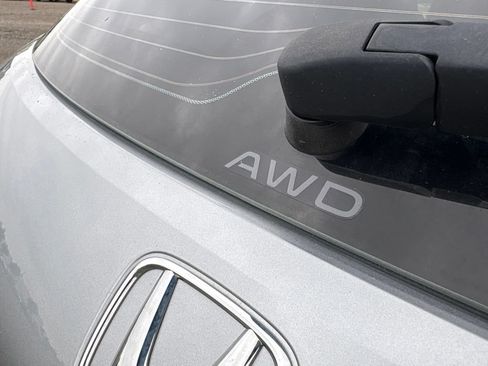 Used 2023 Honda HR-V LX image 4