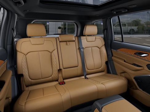 New 2026 Jeep Grand Cherokee Summit AWD/4WD image 15