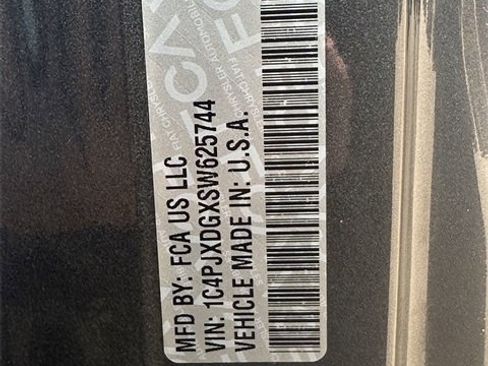 New 2025 Jeep Wrangler Sport S image 30