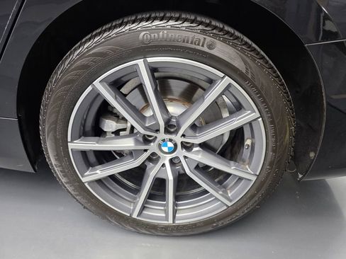 Used 2022 BMW 330i Sedan w/ Driving Assistance Package RWD image 17