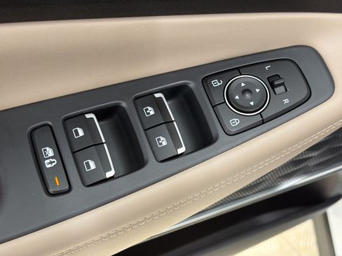 Used 2021 Hyundai Santa Fe SEL w/ Convenience + Premium Package FWD image 26