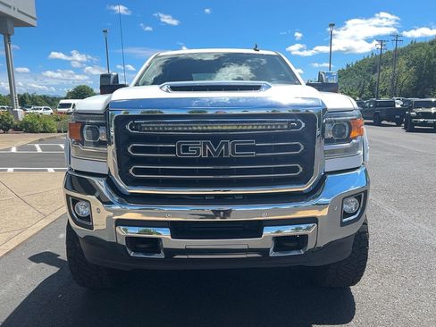 Used 2019 GMC Sierra 3500 SLT AWD/4WD image 5
