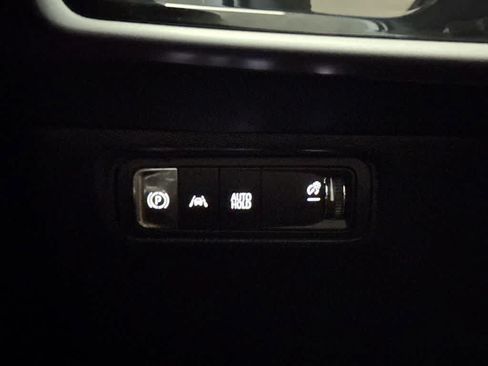 Used 2024 Honda Prologue EX image 16
