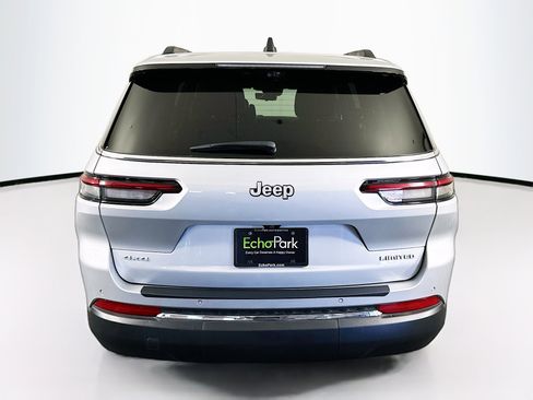 Used 2024 Jeep Grand Cherokee L Limited w/ Luxury Tech Group II image 7