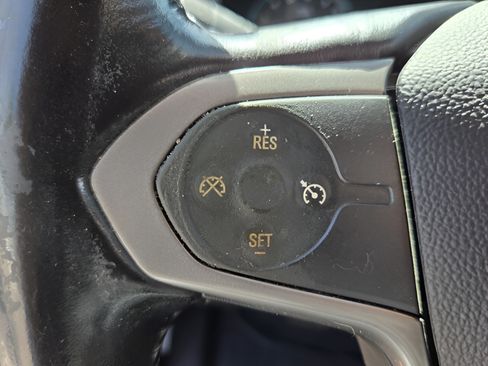 Used 2018 Chevrolet Colorado Z71 AWD/4WD image 24