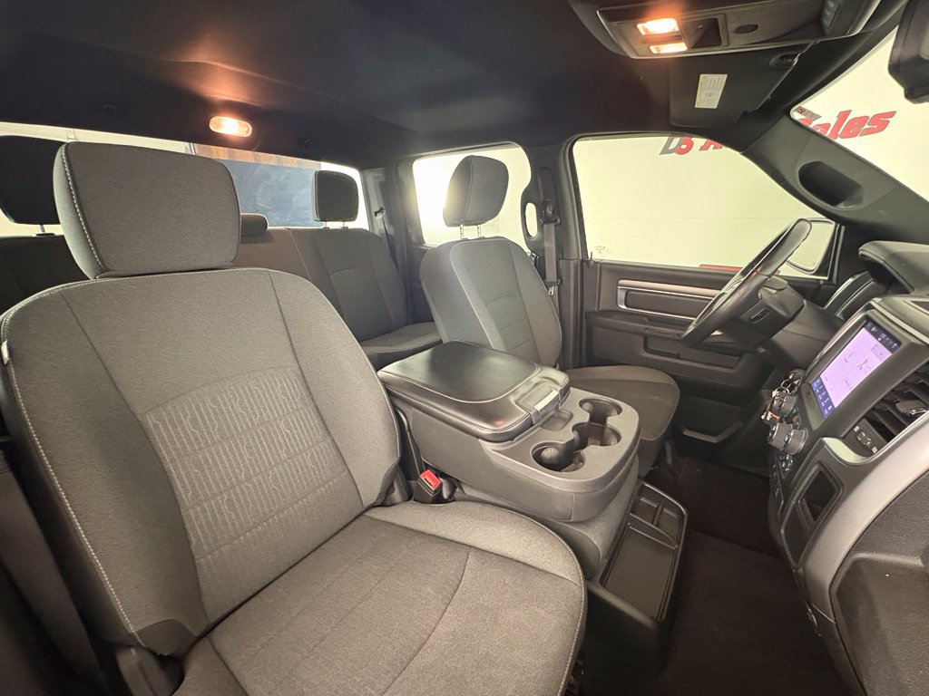 Used 2022 RAM 1500 Warlock AWD/4WD image 33