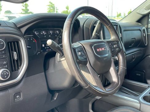 Used 2020 GMC Sierra 1500 AT4 w/ AT4 Premium Package AWD/4WD image 9
