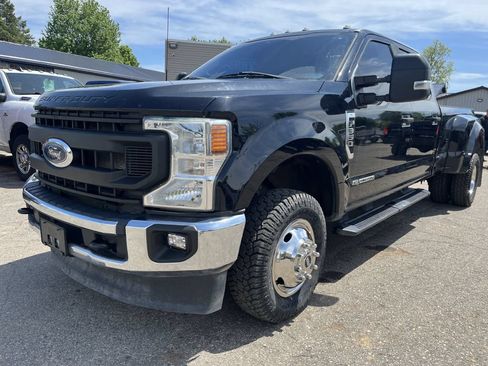 Used 2022 Ford F350 XL w/ Power Equipment Group AWD/4WD image 3