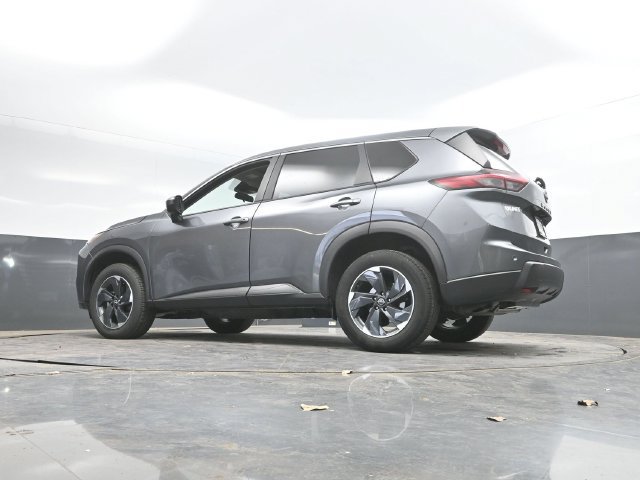 Used 2025 Nissan Rogue SV AWD/4WD image 48