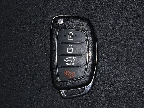 Used 2016 Hyundai Sonata SE FWD image 32