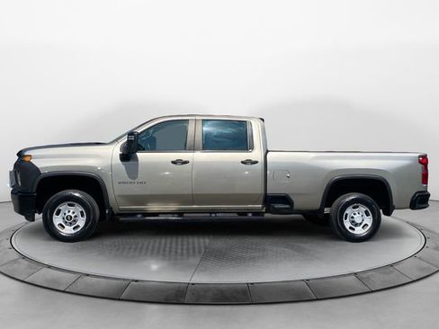 Used 2021 Chevrolet Silverado 2500 W/T image 2