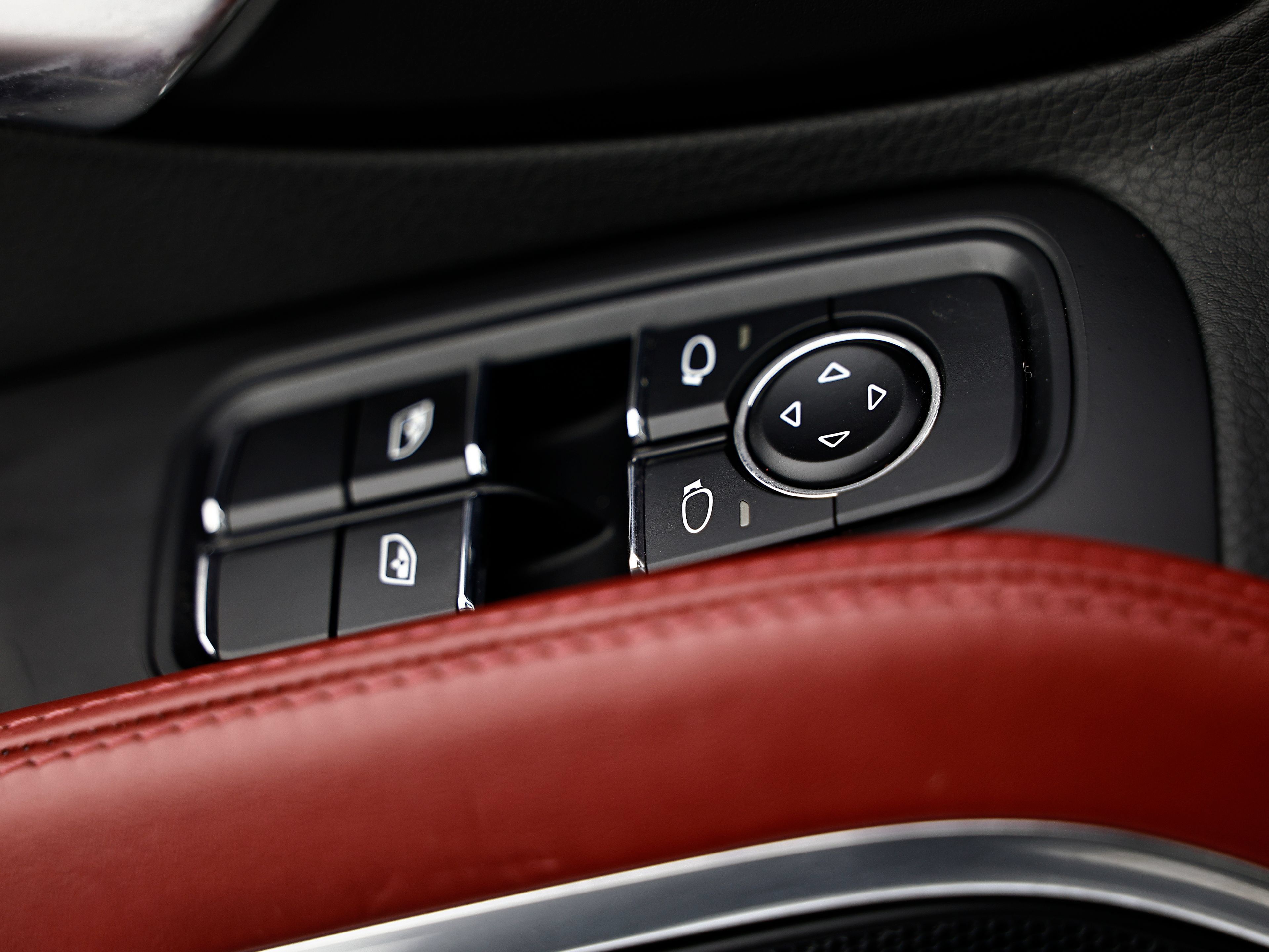 Used 2018 Porsche 718 Cayman S RWD image 19