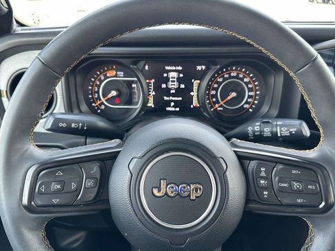 Certified 2024 Jeep Wrangler Unlimited Sport AWD/4WD image 22