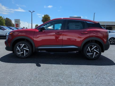 New 2026 Nissan Kicks SV FWD image 7