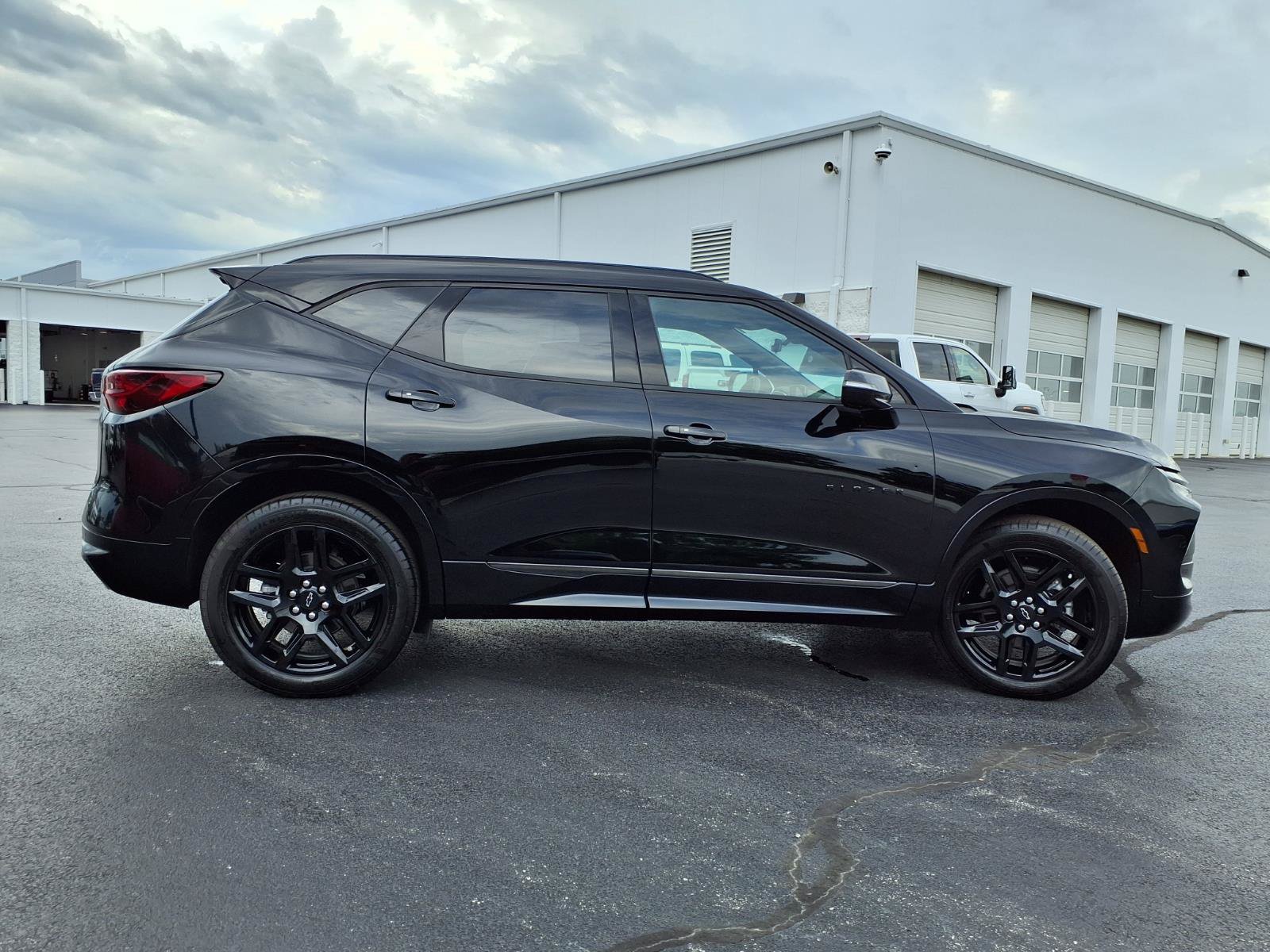 Used 2026 Chevrolet Blazer RS w/ Driver Confidence II Package FWD image 36