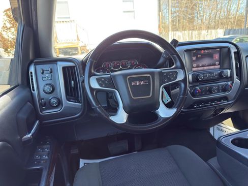 Used 2015 GMC Sierra 1500 SLE w/ SLE Value Package image 29
