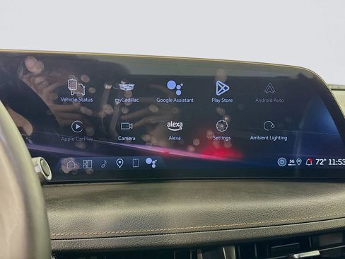 Used 2025 Cadillac CT5 V w/ Technology Package AWD/4WD image 16