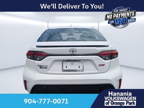 Used 2024 Toyota Corolla XSE FWD image 4