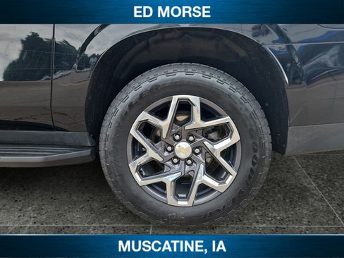 Certified 2024 Chevrolet Suburban LT AWD/4WD image 10