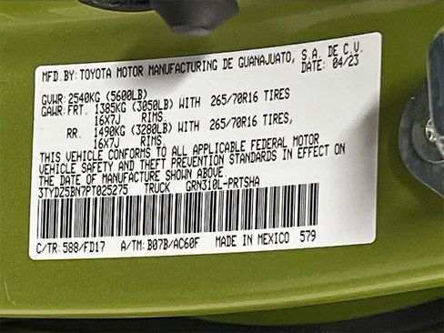 Used 2023 Toyota Tacoma TRD Off-Road image 29