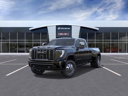 New 2026 GMC Sierra 3500 Denali Ultimate AWD/4WD image 32