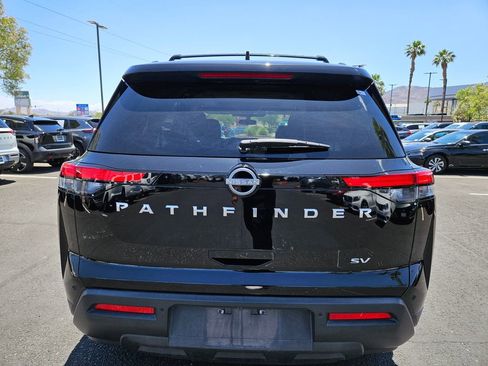 Used 2023 Nissan Pathfinder SV w/ SV Premium Package FWD image 6