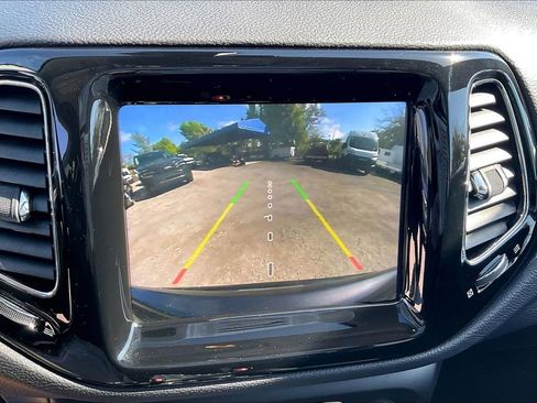 Used 2021 Jeep Compass Limited w/ Sun and Sound Group image 14