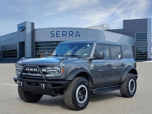 Used 2023 Ford Bronco Big Bend w/ Sasquatch Package image 1