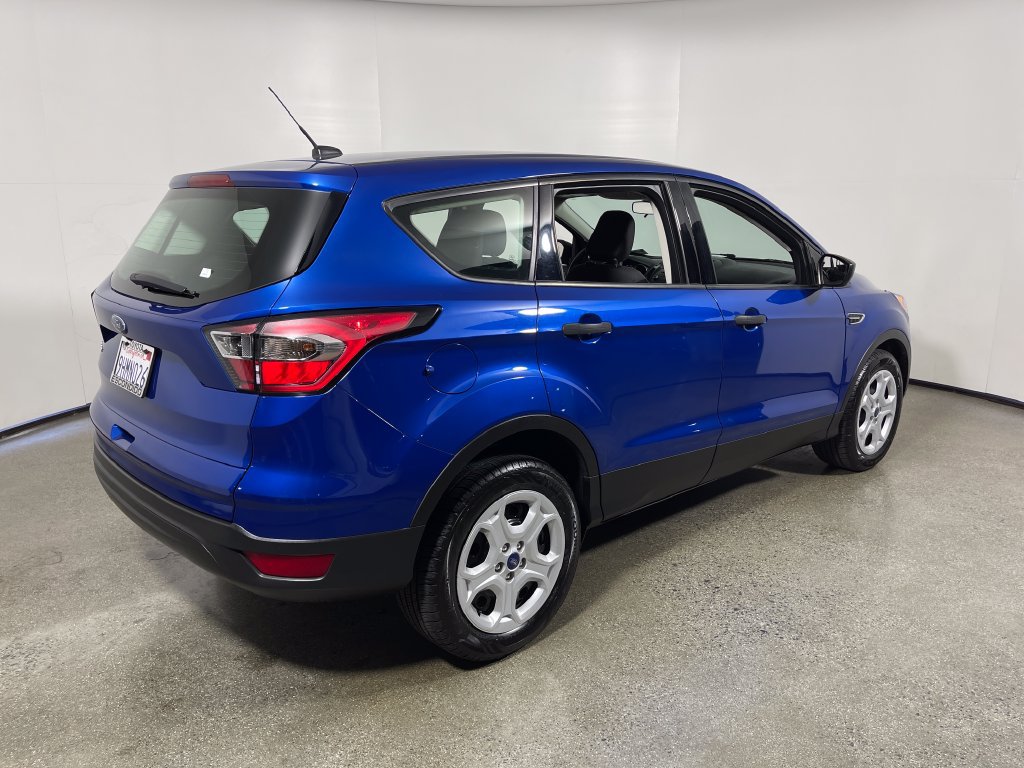 Used 2018 Ford Escape S FWD image 3