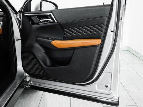 Used 2022 Mitsubishi Outlander SEL image 48