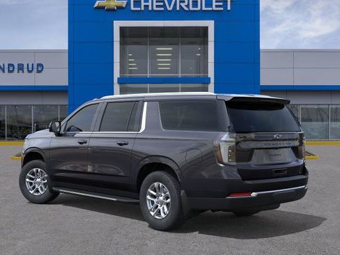 New 2026 Chevrolet Suburban LT w/ Comfort Package AWD/4WD image 27