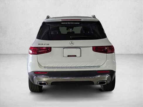 Used 2026 Mercedes-Benz GLB 250 image 9