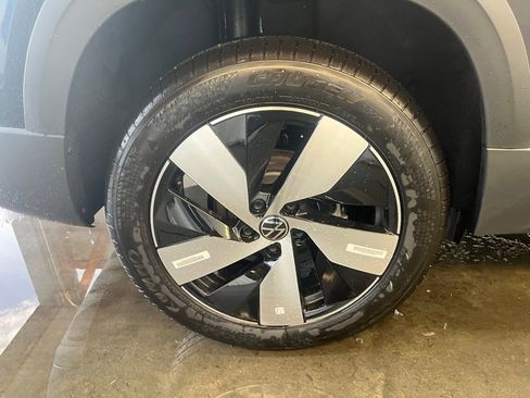 New 2026 Volkswagen Taos S image 29