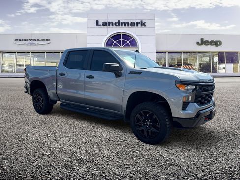 Used 2024 Chevrolet Silverado 1500 Custom Trail Boss w/ LPO, Dark Essentials Package AWD/4WD image 1