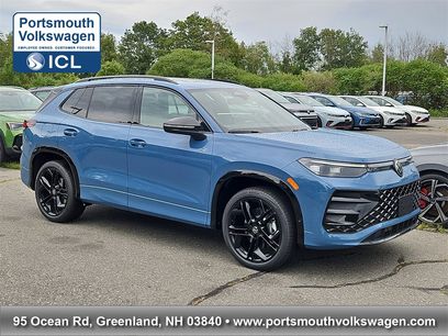 New 2025 Volkswagen Tiguan SE R-Line