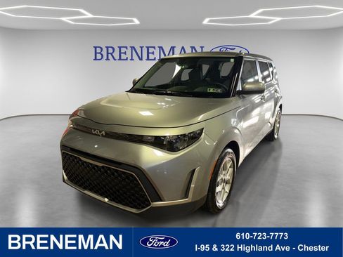 Used 2025 Kia Soul LX w/ LX Technology Package image 1